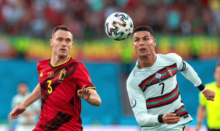 波兰队在欧预赛中意外逆袭实现胜利,全场震撼 波兰队在欧预赛中意外逆袭实现胜利,全场震撼