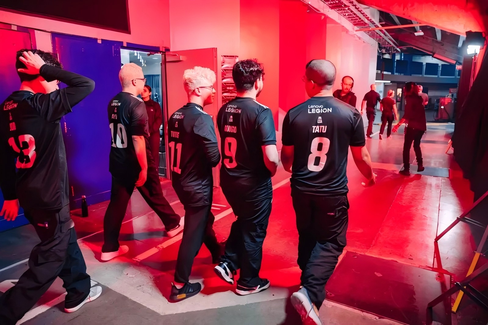 FNC横扫G2,Gumayusi团战一打五焦点之战2025世界赛,技惊四座的简单介绍 FNC横扫G2,Gumayusi团战一打五焦点之战2025世界赛,技惊四座的简单介绍