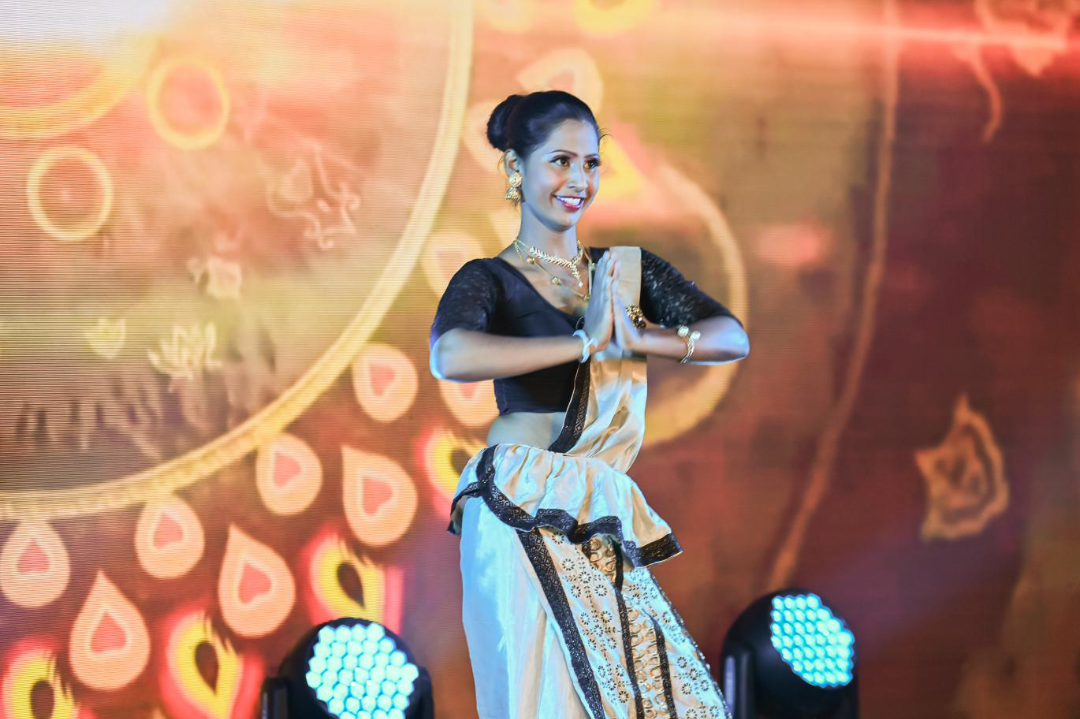 拉美强队夺得冠军,喜获掌声,引发热议 拉美强队夺得冠军,喜获掌声,引发热议