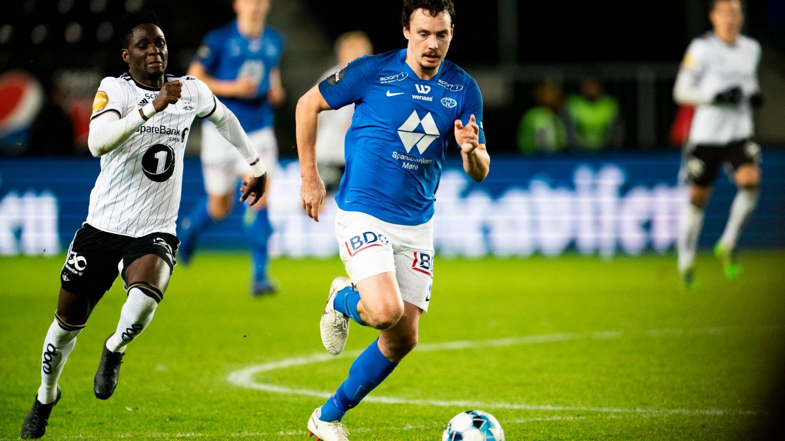 哥斯达黎加球员斯利科尼卡开启进球狂潮！莫尔德震惊，战绩斐然的简单介绍