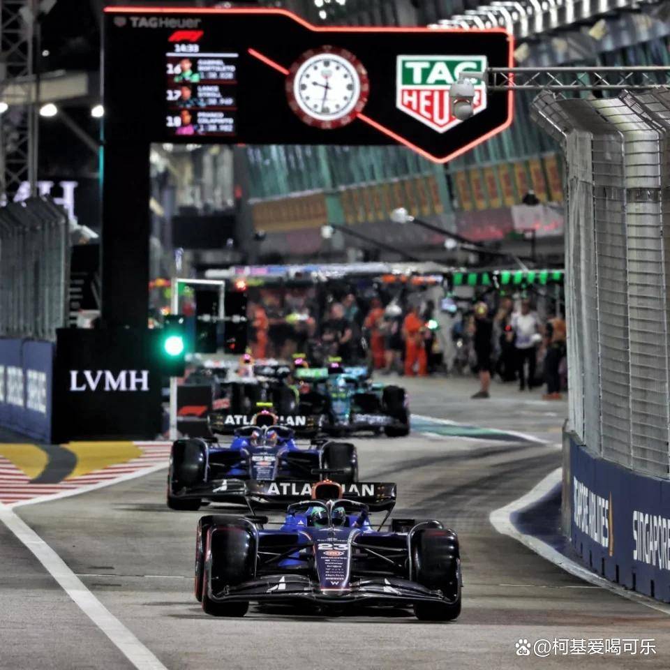 关于梅赛德斯鏖战威廉姆斯，汉密尔顿带队取胜的信息