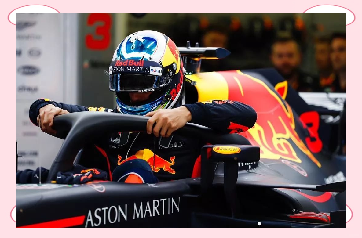 阿斯顿马丁逆转红牛车队，拉塞尔统治全场